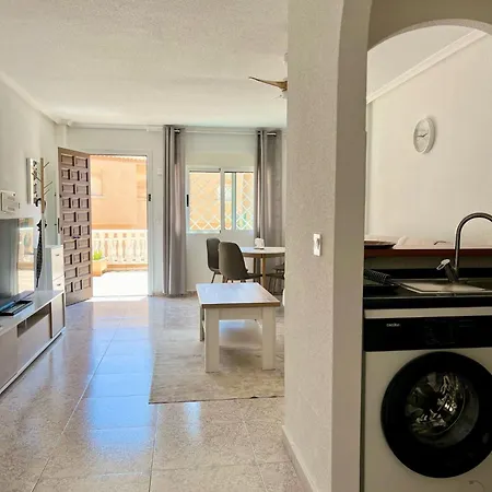 Sunny (adults Only) Апартаменти *