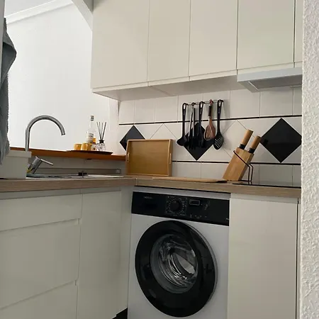 Sunny (adults Only) Apartment