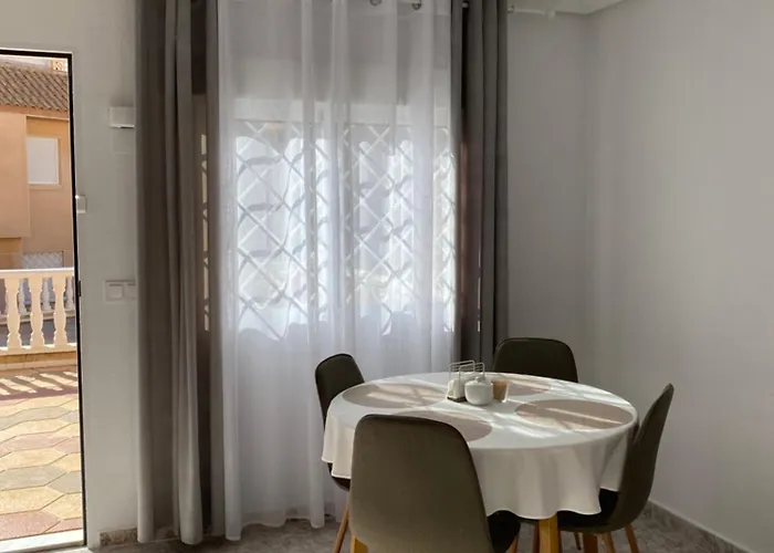 Sunny (adults Only) Apartment